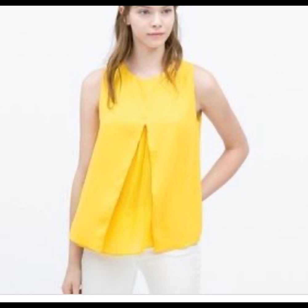 Zara Trafaluc Yellow Pleated Sleeveless Top